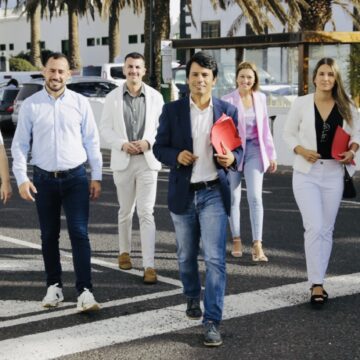 El PSOE exige a CC, PP y Vox abandonar su «ocultismo patológico» tras la condena de 904.000 euros por un solar en Caleta de Famara