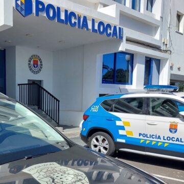 Detienen a un hombre por el incendio de su vivienda con su madre en el interior en Arrecife