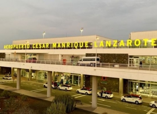 El aeropuerto César Manrique-Lanzarote registra 744.894 pasajeros en julio