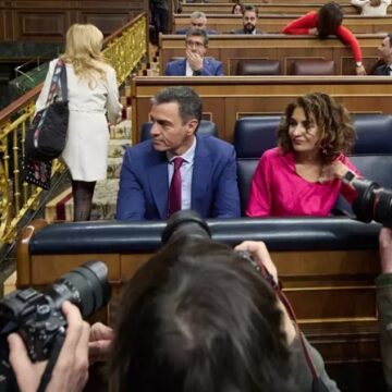 Sánchez se reunirá el viernes con Clavijo en La Palma para abordar la crisis migratoria