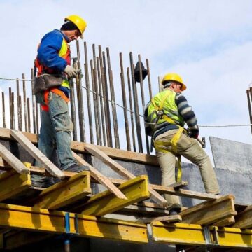 El paro en Canarias cae en 10.488 personas en mayo y se sitúa en 166.064 desempleados