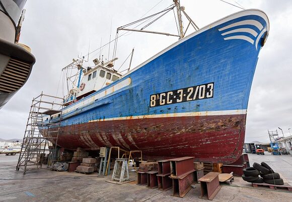 El Cabildo de Lanzarote proyecta la creación de un museo flotante en el atunero Nuevo Santa Teresa