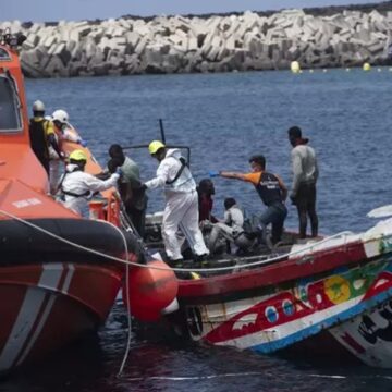 Valido reclama un acuerdo migratorio en el Congreso “justo y de largo alcance” para responder al drama humanitario en Canarias