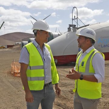 El Cabildo de Lanzarote da inicio a la instalación de los cuatro nuevos aerogeneradores en el Parque Eólico de San Bartolomé