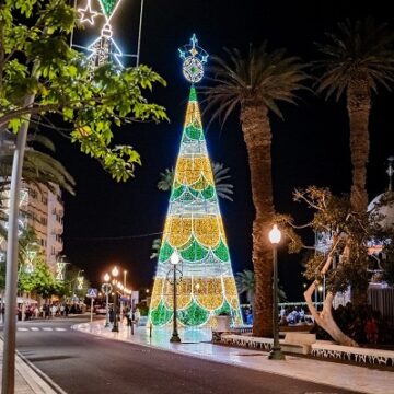 Más de un millón de luces led y el mayor árbol en Lanzarote en la Navidad de Arrecife