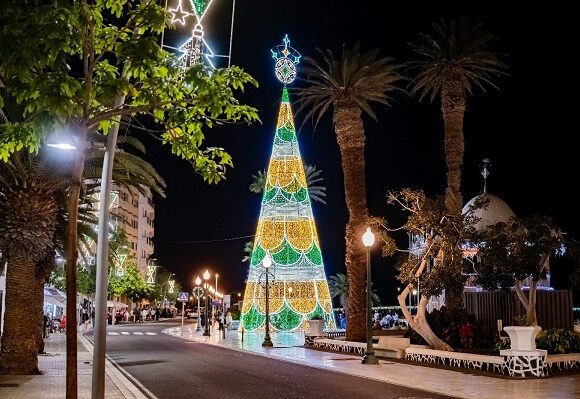 Más de un millón de luces led y el mayor árbol en Lanzarote en la Navidad de Arrecife